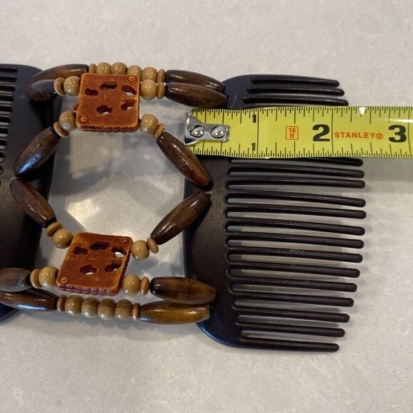 Original Beaded Hair Combs Quality
Stones/Beads Patent & Made In South Africa - Picture 9 of 9